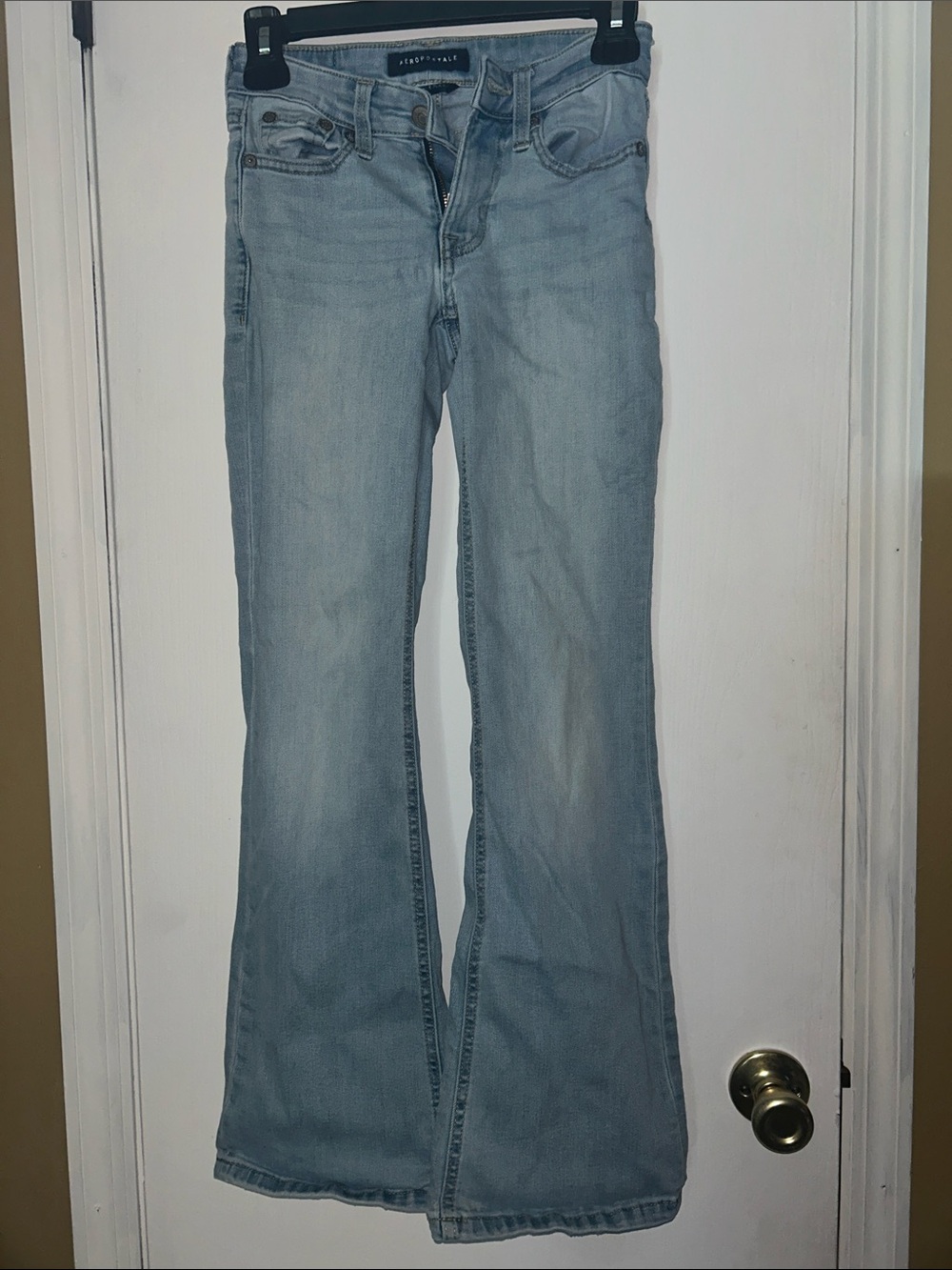 Aeropostale Women's Light Wash Flare Jeans